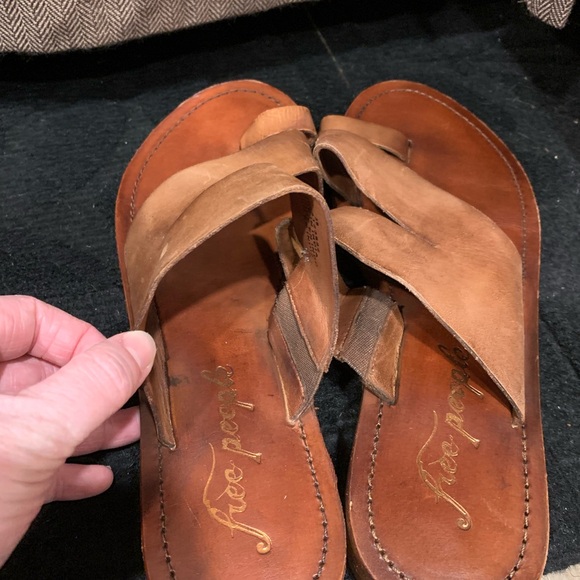 Free People Abilene Toe Loop Sandals - Picture 5 of 7